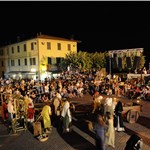 p198t056i88551ipjbsngau18d2d